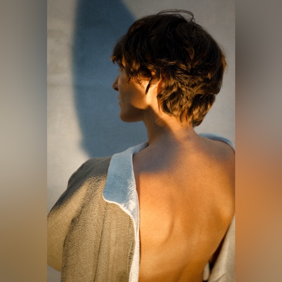 Meet your Posher, Emma - Picture 2 of 3